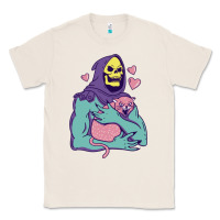 Natural skeletor's hug cat Classic Tee - artisFamous