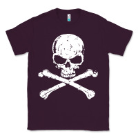 Plum pirates adults pirates skull crossbones beard Classic Tee - artisFamous