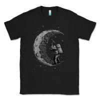 Black digging the moon Classic Tee - artisFamous