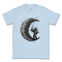 Dusty Blue digging the moon Classic Tee - artisFamous