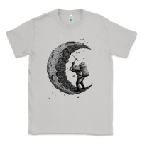 Moon Dust digging the moon Classic Tee - artisFamous