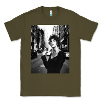 Army Green linda evangelista fashion model Classic Tee - artisFamous