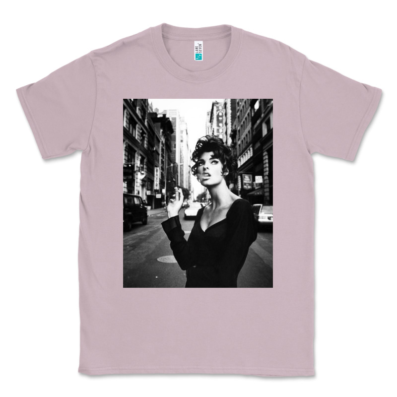 Linda Evangelista Fashion Model Classic Tee by artisFamous | Teevron