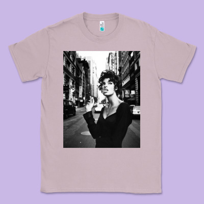 Linda Evangelista Fashion Model Classic Tee Designed By Artisfamous