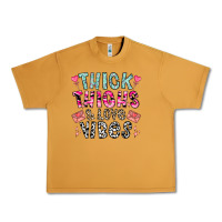 Peanut Butter Thick Thighs And Love Vibes Urban Heavy Tee - CowhideDigitalArt
