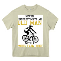Mossy Never Underestimate An Old Man With A Mountain Bike Heavy Core Tee - Bettercallsaul
