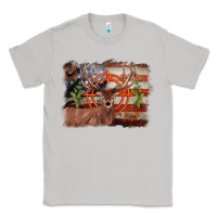 Moon Dust deer hunting target american flag  background Classic Tee - BarkalooDesign
