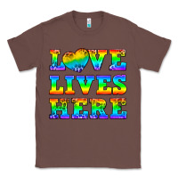Chestnut Western Love Lives Here Classic Tee - BundleAndBundleShop