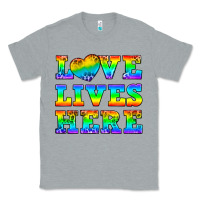 Heather Grey Western Love Lives Here Classic Tee - BundleAndBundleShop