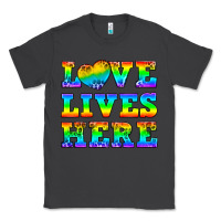 Smoke Western Love Lives Here Classic Tee - BundleAndBundleShop