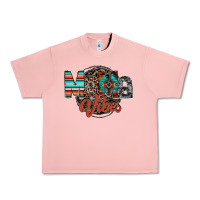 Salmon mama vibes Urban Heavy Tee - RacoonDesign