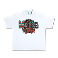 White mama vibes Urban Heavy Tee - RacoonDesign