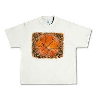 Pistachio glitter leopard basketball background Urban Heavy Tee - RanaPortraitStore