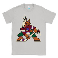 Moon Dust the  coyotes Classic Tee - linhVisuals
