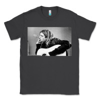 Smoke kurt smoking Classic Tee - linhVisuals