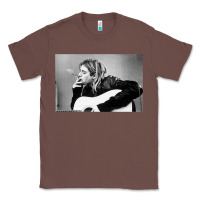 Chestnut kurt smoking Classic Tee - linhVisuals