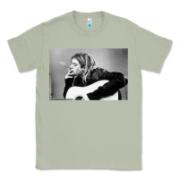 Matcha kurt smoking Classic Tee - linhVisuals