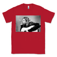 Red kurt smoking Classic Tee - linhVisuals