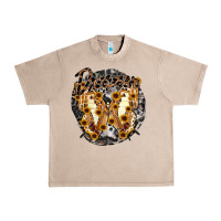 French Oak dreamer butterfly Urban Heavy Tee - RacoonDesign
