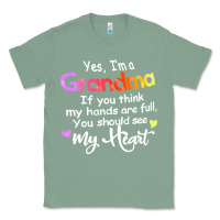 Sage grandma t  shirt yes i'm grandma if you think my hands are full t  shi Classic Tee - linhVisuals