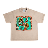 French Oak leo turquoise cowhide Urban Heavy Tee - RanaPortraitStore