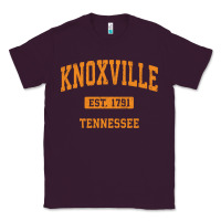 Plum knoxville tennessee tn vintage athletic sports design pullover hoodie Classic Tee - linhVisuals