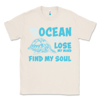 Natural into the ocean i go to find my soul Classic Tee - linhVisuals