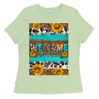 Welcome Fall Ladies Tee | Teevron