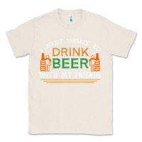 Natural i just want to drink with my friends Classic Tee - linhVisuals