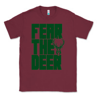 Burgundy bucks basket ball Classic Tee - linhVisuals