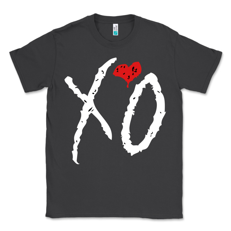Xo Classic Tee by linhVisuals | Teevron