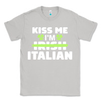 Moon Dust kiss me im italian t  shirt kiss me i'm irish italian patriotic st pat Classic Tee - linhVisuals