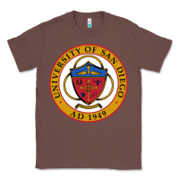 Chestnut university of san diego Classic Tee - linhVisuals