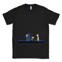 Black newcalvin and hobbes night star tardis Classic Tee - linhVisuals
