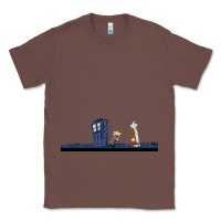 Chestnut newcalvin and hobbes night star tardis Classic Tee - linhVisuals