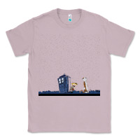 Lilac newcalvin and hobbes night star tardis Classic Tee - linhVisuals