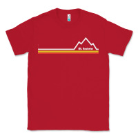 Red mt. bachelor   mount bachelor Classic Tee - linhVisuals