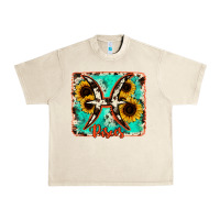 Sandshell pisces turquoise cowhide Urban Heavy Tee - RanaPortraitStore
