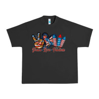 Pigment Black peace love freedom Urban Heavy Tee - RacoonDesign