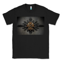 Black kamelot Classic Tee - linhVisuals