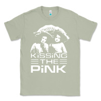 Matcha gift for men kissing the pink Classic Tee - linhVisuals