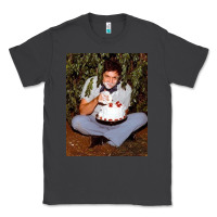 Johnny Cash Eating Cake In A Bush Classic Tee | Teevron