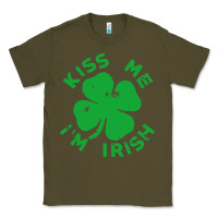 Army Green kiss me im irish funny saint patrick day womens Classic Tee - linhVisuals