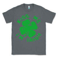 Charcoal Heather kiss me im irish funny saint patrick day womens Classic Tee - linhVisuals