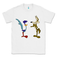 White coyote and the road runner Classic Tee - linhVisuals