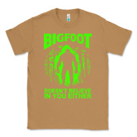 Toasted Coconut bigfoot believer t  shirt bigfoot doesnt believe in you either t  shir Classic Tee - linhVisuals