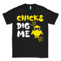 Black chicks dig me Classic Tee - linhVisuals