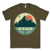 Army Green utah retro mountain badge Classic Tee - linhVisuals