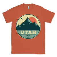Copper utah retro mountain badge Classic Tee - linhVisuals