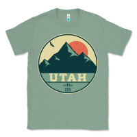 Sage utah retro mountain badge Classic Tee - linhVisuals